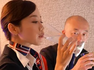 Cô gái xinh đẹp thật dữ dội